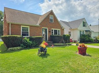 5666 Cherokee Dr, Lyndhurst, OH