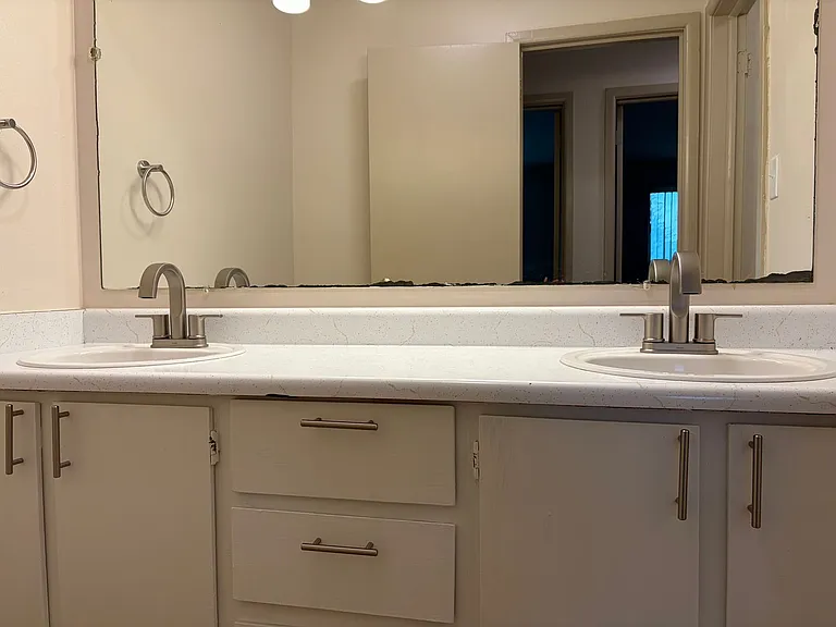 113 S Platten St — Photo 19