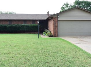 1100 S Neptune Rd, Edmond, OK 73003