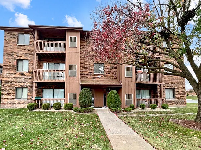 15800 Peggy Ln #2 — Photo 1