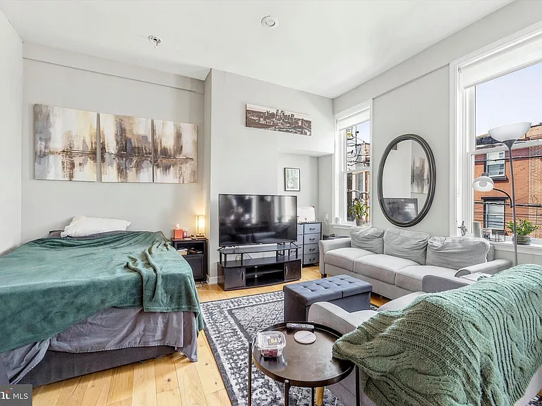 1546 Frankford Ave #2-C — Photo 3