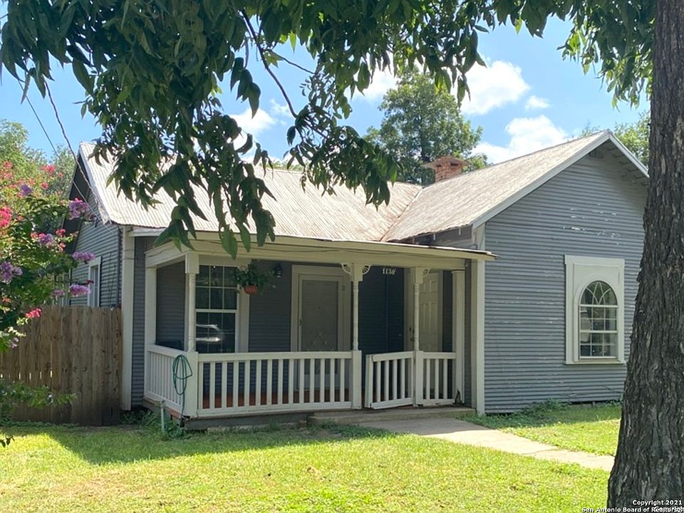 1st image of 1138 N Center