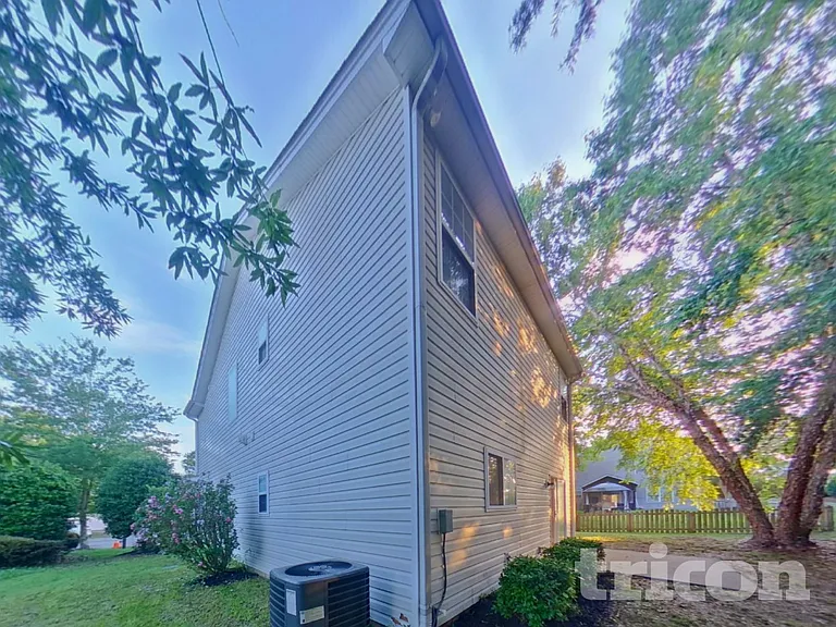 13706 Traherne Ct — Photo 19