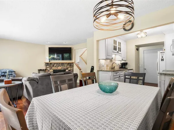 1185 Hideaway Valley Dr Unit 39, Harbor Springs, MI 49740