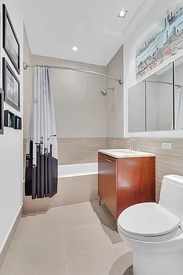 Sold by Modern Spaces | media 6