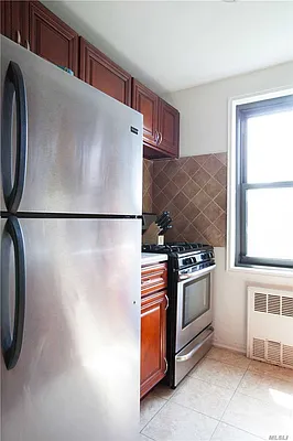 Sold by Benjamin Realty Since 1980 | media 14