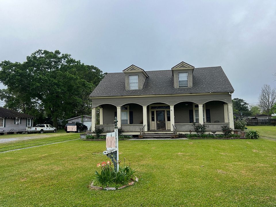 2127 Main St, Jeanerette, LA 70544 Zillow