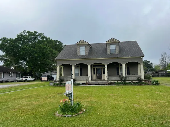 2127 Main St, Jeanerette, LA 70544