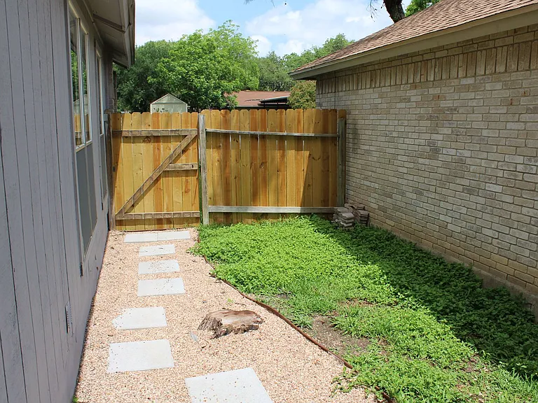 14110 George Rd — Photo 34