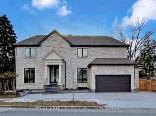 180 Goulding Ave, Toronto, ON M2R 2P4