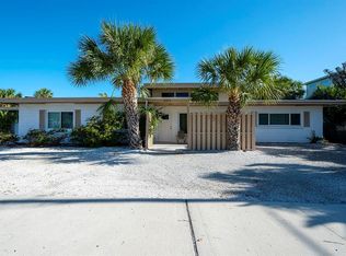 6811 Palm Dr, Holmes Beach, FL 34217