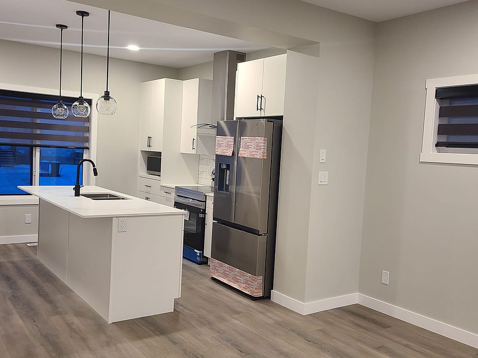 Nook/Kitchen area