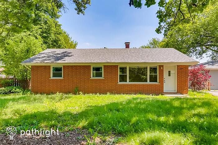 1st image of 37 Briarwood Dr
