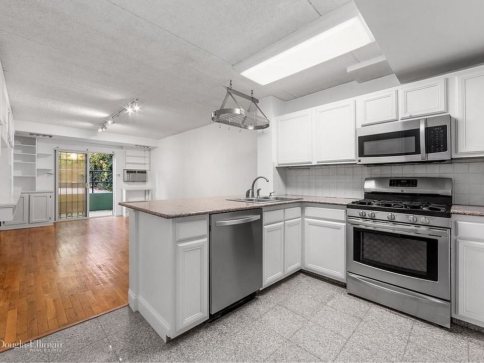 1st image of 515 E 11th St APT C2