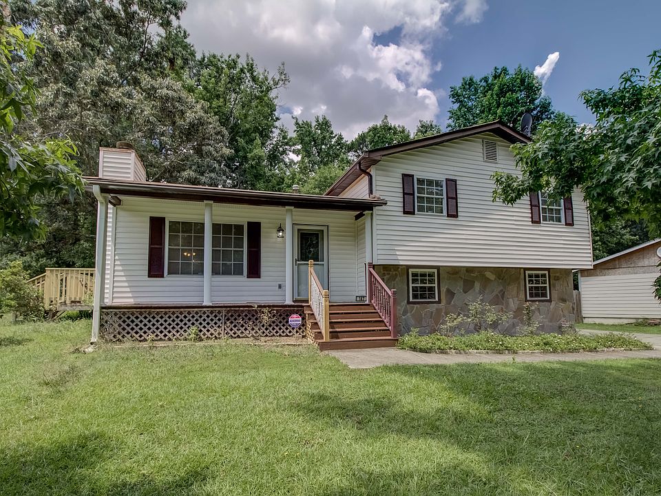 1st image of 147 Village Way