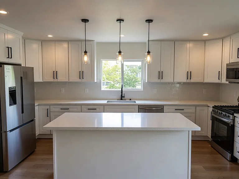 4302 Iroquois Ave — Photo 2