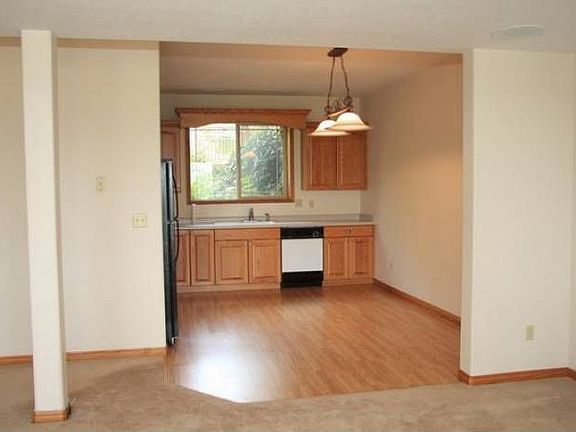 5th image of 8772 S Hidden Oak Dr