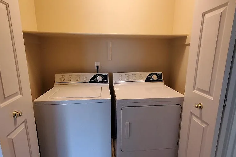 6210 W Douglas Ln #202 — Photo 5