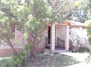 5100 Country Club Dr, Leander, TX 78645