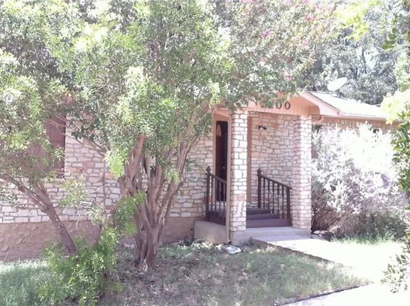 5100 Country Club Dr, Leander, TX 78645