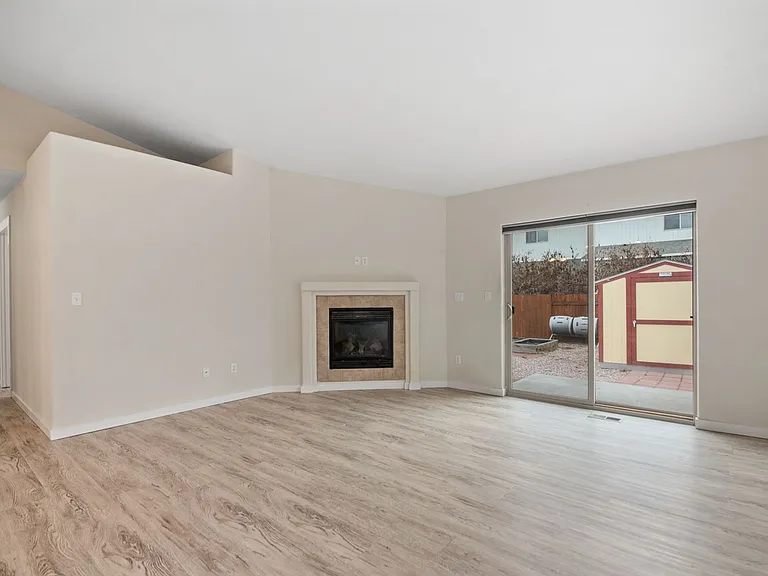 953 SW 25th Ln — Photo 16