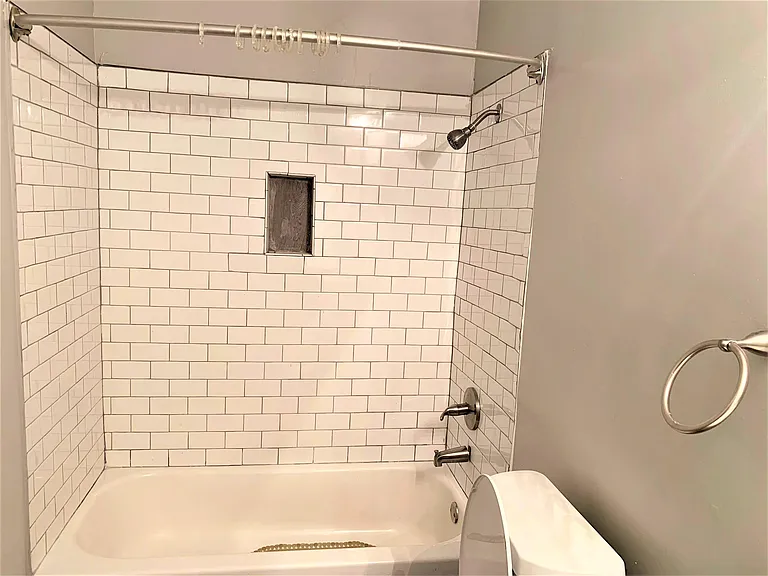 1031 Curran St NW #A — Photo 7