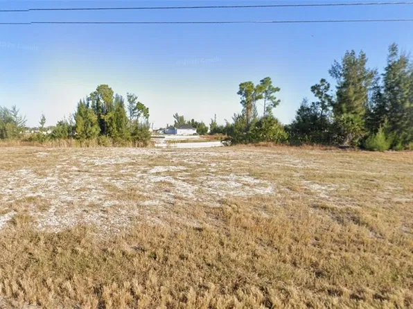 2101 NE 34th Ter, Cape Coral, FL 33909