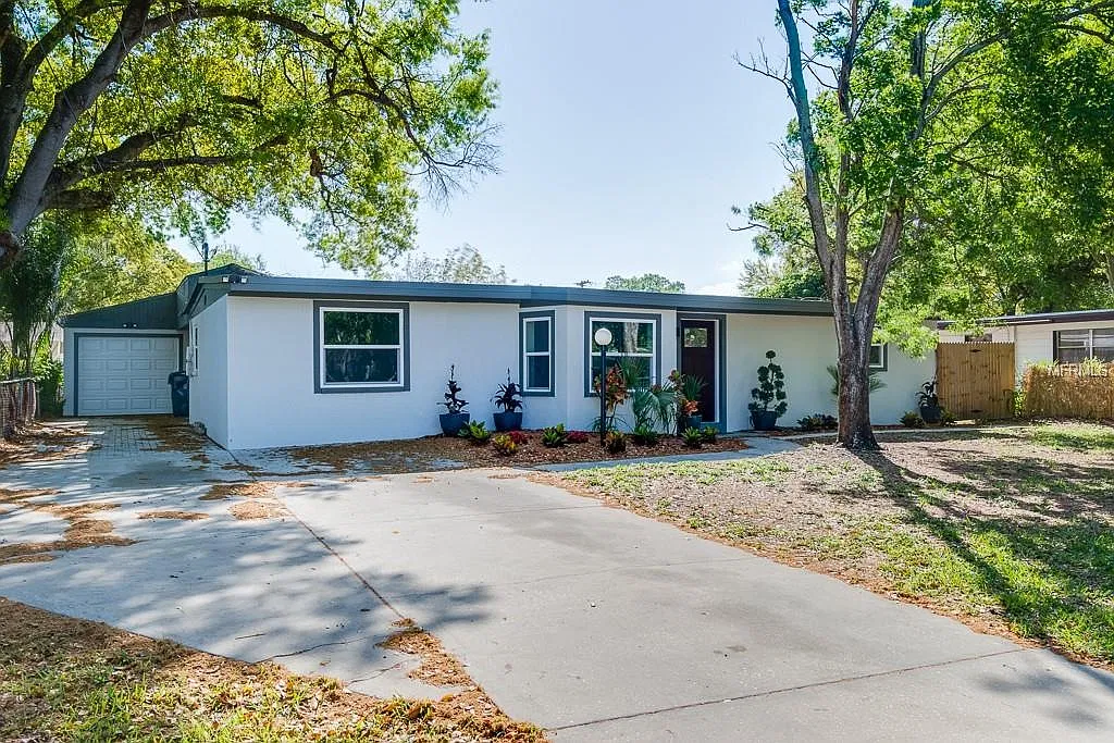 4 bed, 1765 sqft, $1,400 — Photo 2