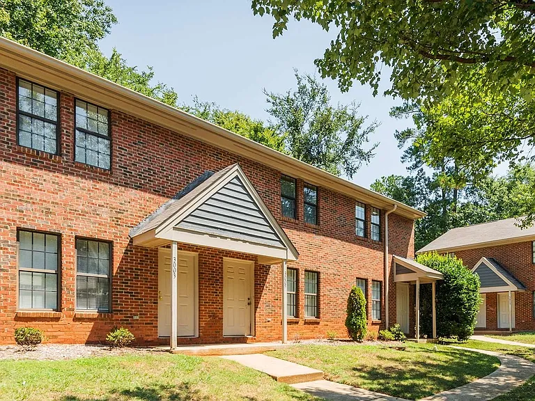 Forest Edge Townhomes — Photo 20