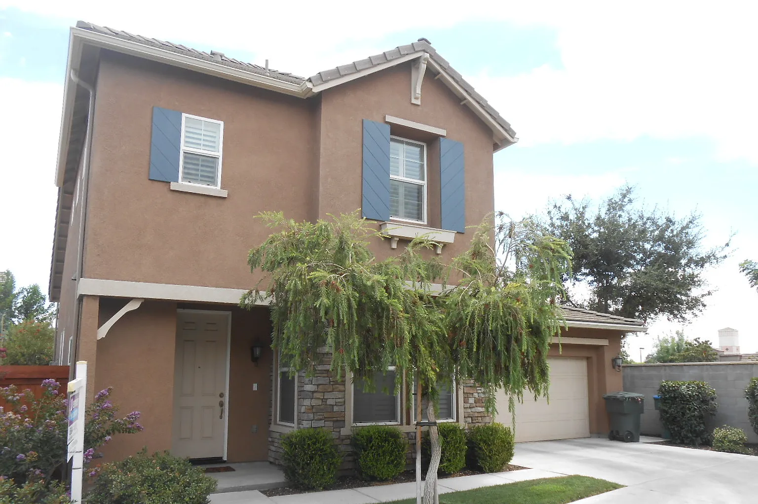 1414 N Siena Ct photo 1