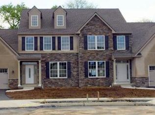 1630 Ressler Rd, Orefield, PA 18069