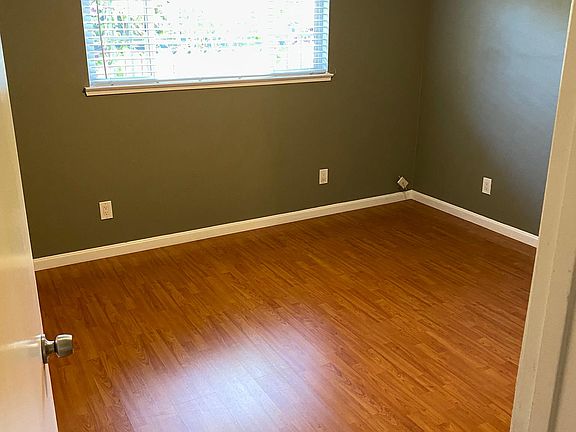 2nd image of 1018 Jones Ct