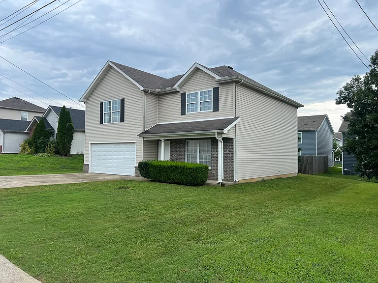 129 Dreville Dr — Photo 13