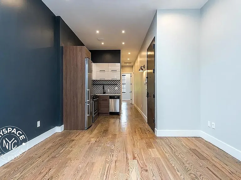 2 Stanwix St #2R — Photo 5