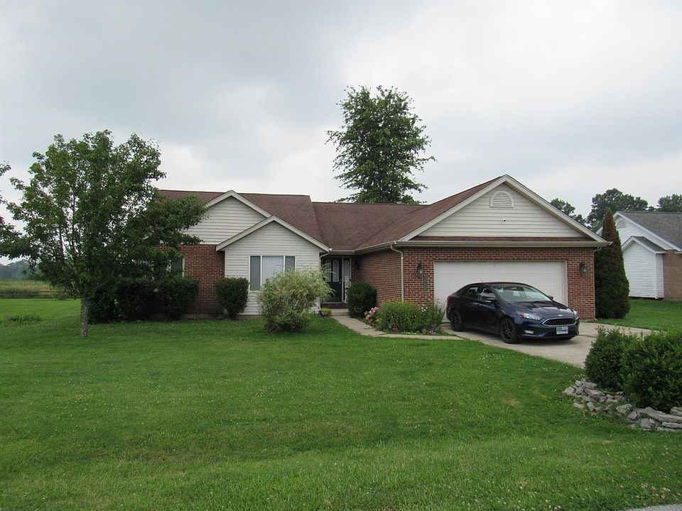 1st image of 203 Lakewood Ln