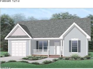 3237 Ridgeback Dr, Winston Salem, NC 27107