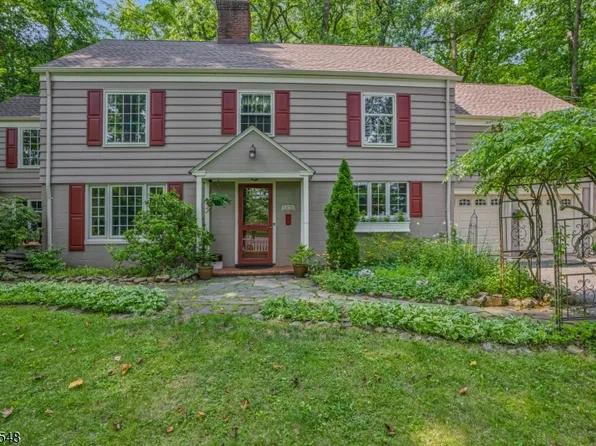 173 Hillcrest Rd, Watchung Boro, NJ 07069