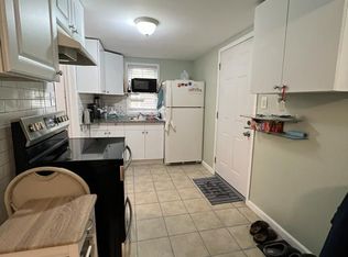 155 S 15th St, Lindenhurst, NY 11757