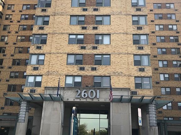 5th image of 2601 Pennsylvania Ave APT 346