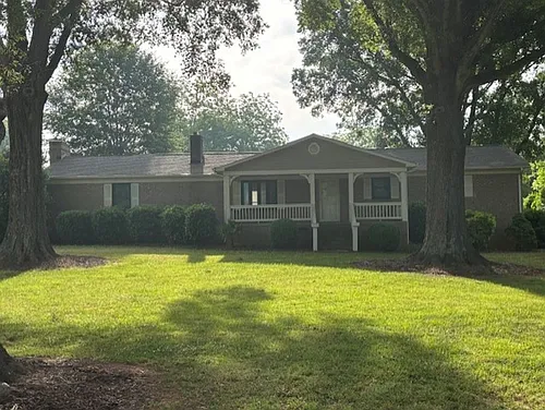 2725 Sloop Rd Photo 1