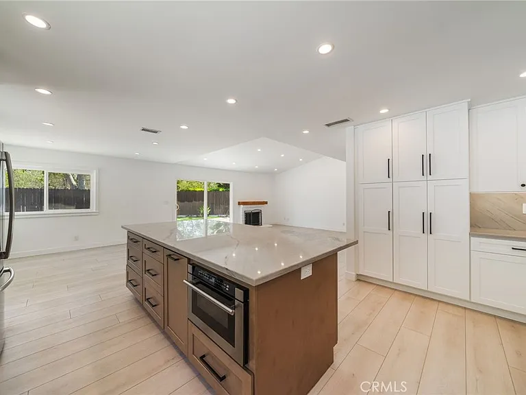 24122 Oro Grande Ln — Photo 11