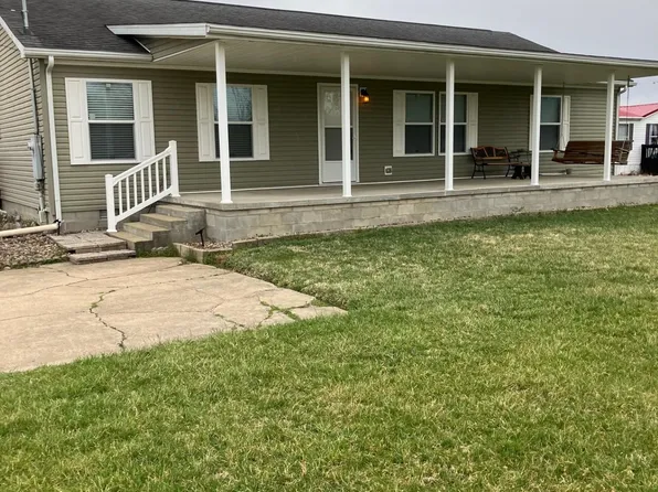 233 Beale Meadow Rd, Gallipolis Ferry, WV 25515