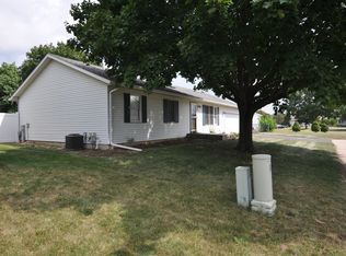620 5th Ave, Marengo, IL 60152