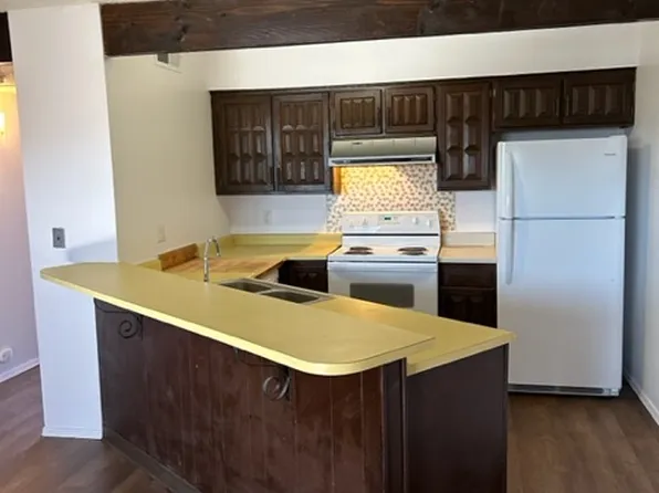 Huge Nob Hill 1 Bedroom w/ Garage, Storage, Ref. Air, & Updates, 201 Manzano St NE APT 6, Albuquerque, NM 87108
