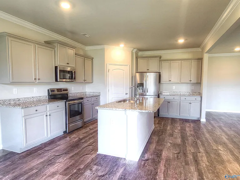 280 Dinner Tree Sq — Photo 8