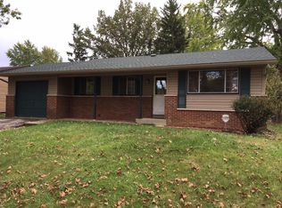 1393 Chesterton Sq S, Columbus, OH 43229