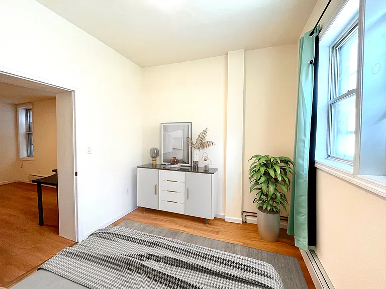2127 Tasker St #A — Photo 10