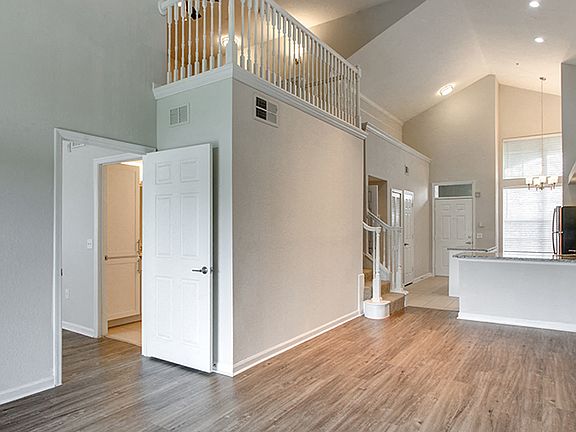 Platinum Upgrades - Newly Renovated