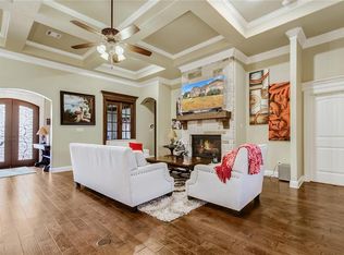 4402 Twin Oak Ct, Granbury, TX 76049