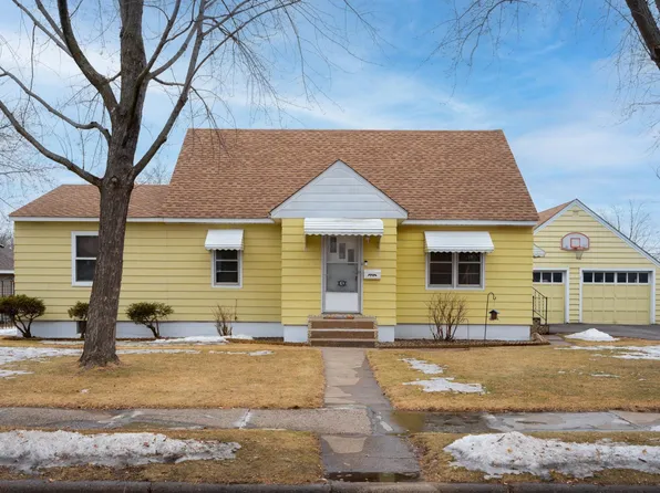824 26th Ave N, Saint Cloud, MN 56303